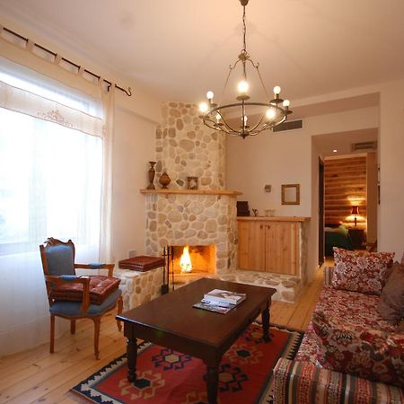 Vaela Hotel Cultural Resort Елатохори Екстериор снимка