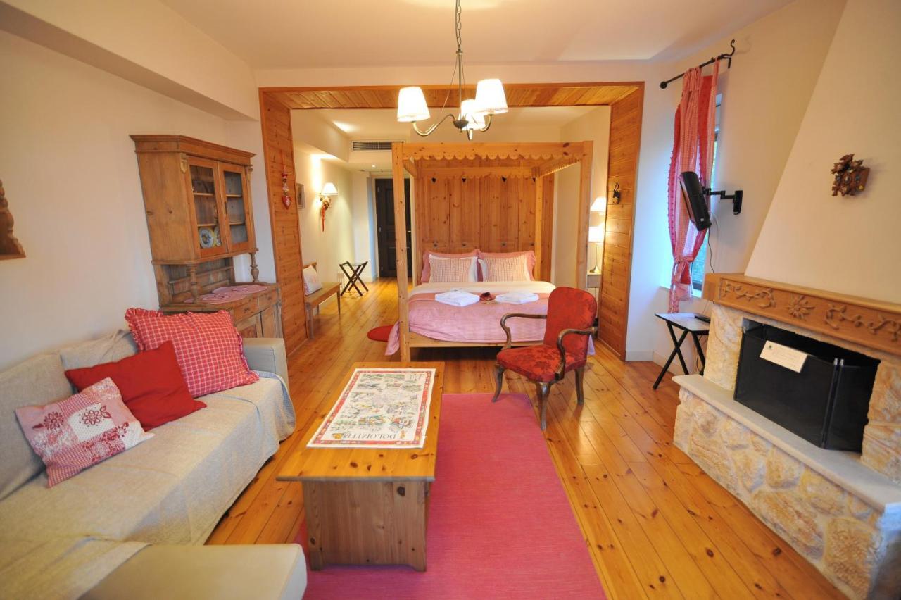 Vaela Hotel Cultural Resort Елатохори Екстериор снимка