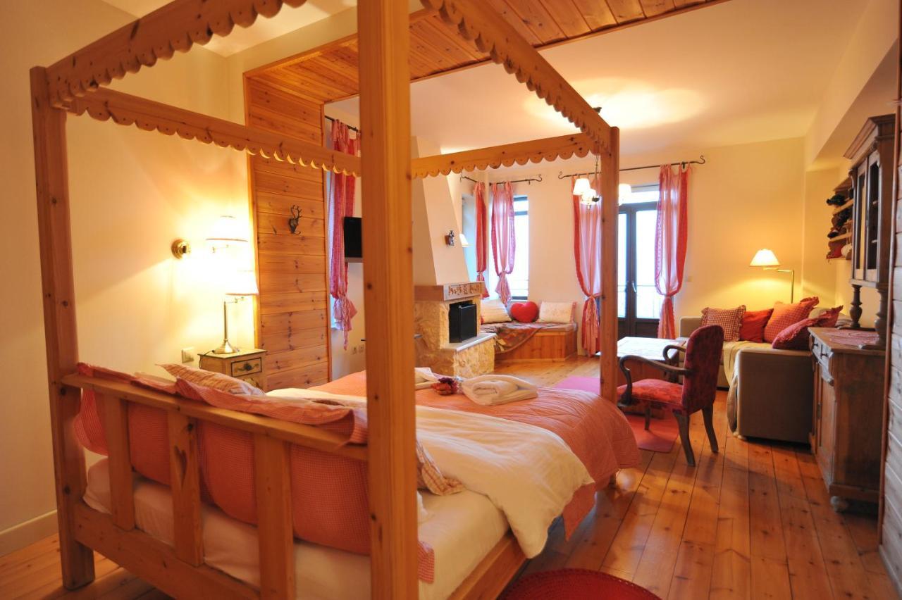 Vaela Hotel Cultural Resort Елатохори Екстериор снимка