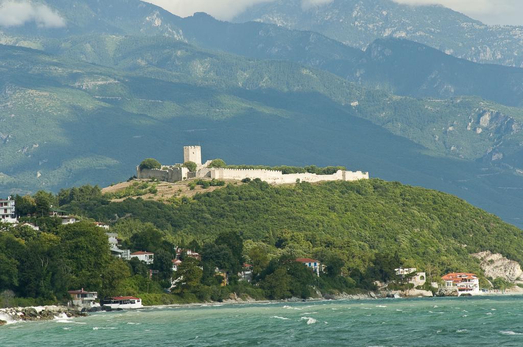 Vaela Hotel Cultural Resort Елатохори Екстериор снимка