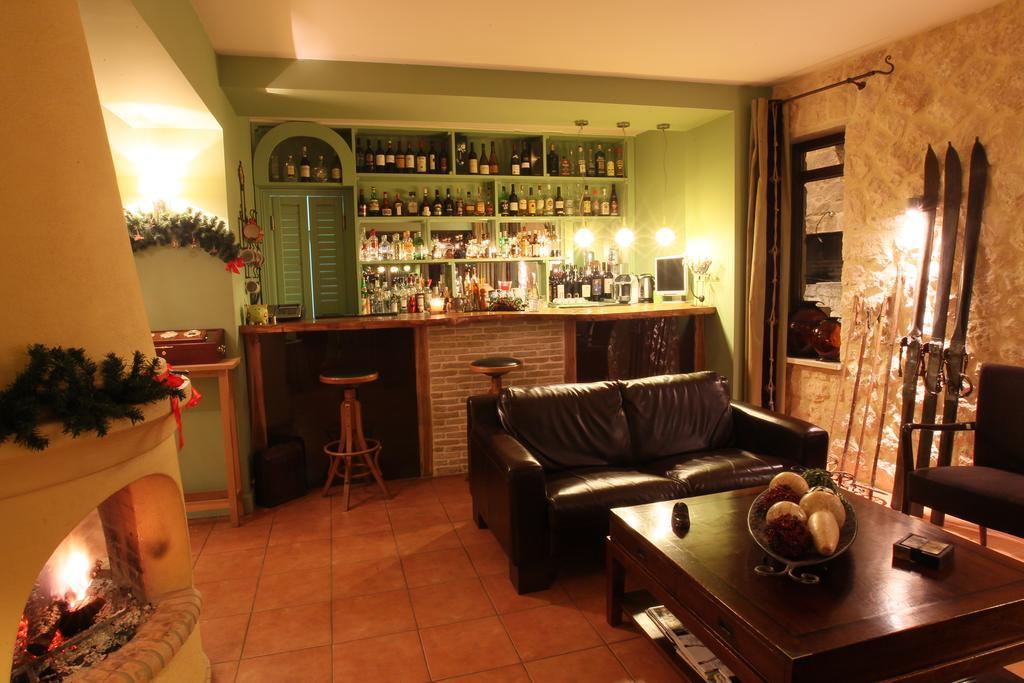 Vaela Hotel Cultural Resort Елатохори Екстериор снимка